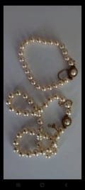 Estimazioni gioielli: Come valutare il valore di un anello in collana?