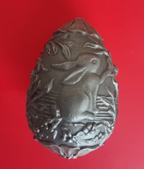 Stimare il valore di una scultura decorativa in bronzo della Franklin Mint