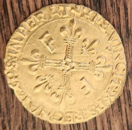 Stima del prezzo di un Ecu d’oro al sole di Francesco I, specificando il luogo di coniazione e il tipo.