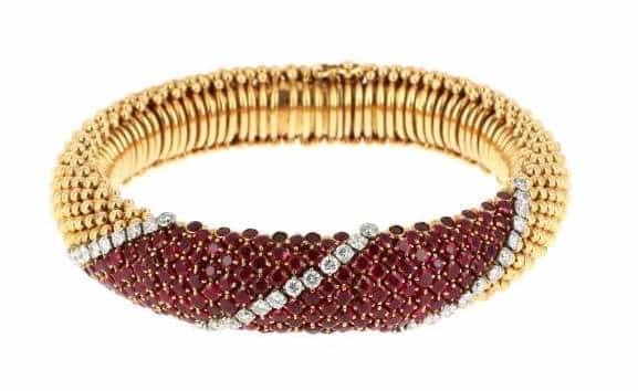 Bijoux Van Cleef & Arpels : stima gratuita Bijoux Van Cleef & Arpels : stima gratuita