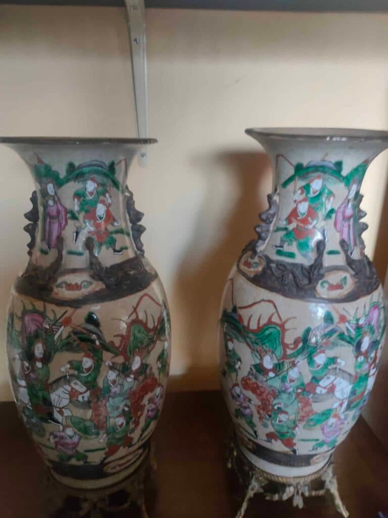 Stima di prezzo dei vasi in porcellana di Nanchino d’Asia