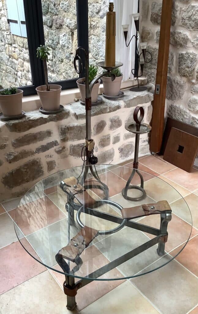 Stima del Mobilio Design Jacques Adnet – Tavolino