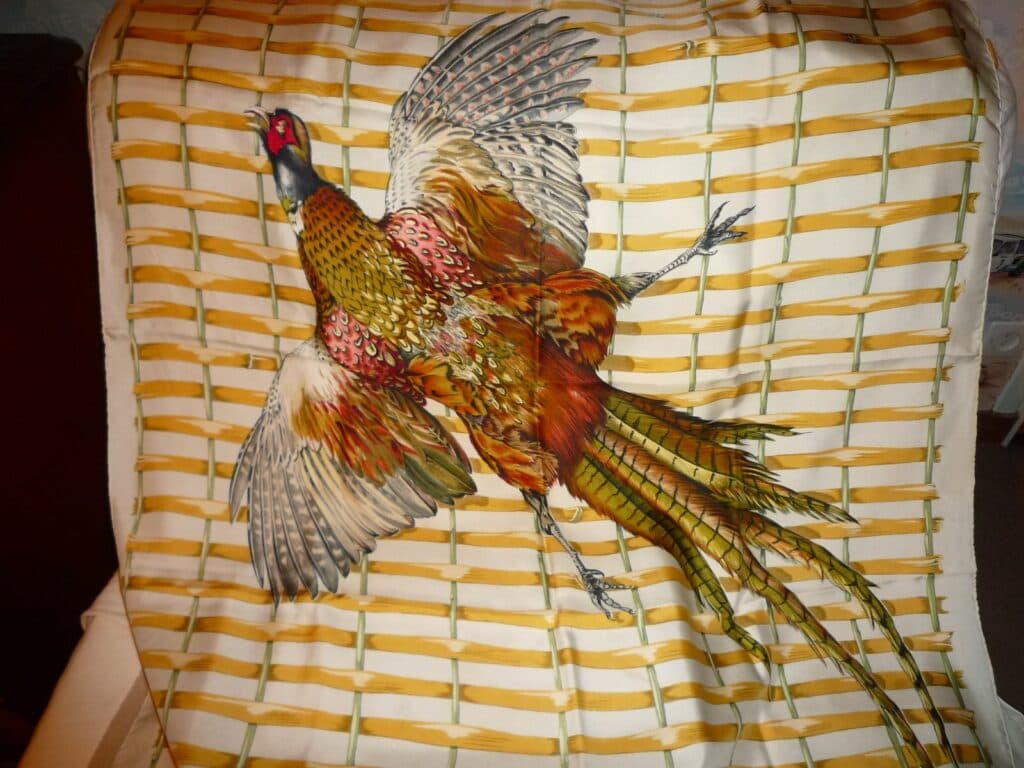 Stima Foulard in Seta Hermes Vintage