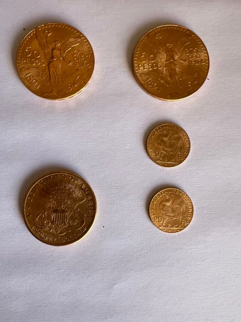 Stima di pezzi d’oro: 50 Pesos, 20 Dollari USA; 20 Franchi