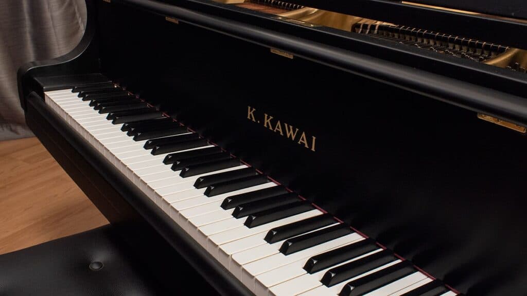 Stima di valore per un pianoforte a coda KAWAI di riferimento KG-6C numero 958695