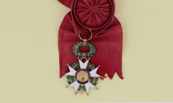 Comment stimare una medaglia dell’esercito? Comment stimare una medaglia dell’esercito?