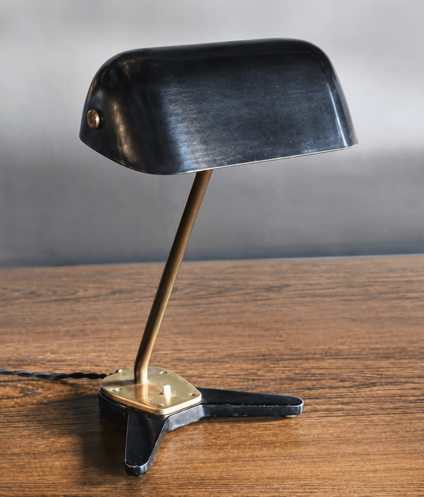 Luminaire Arne Jacobsen : perizia e stima Luminaire Arne Jacobsen : perizia e stima