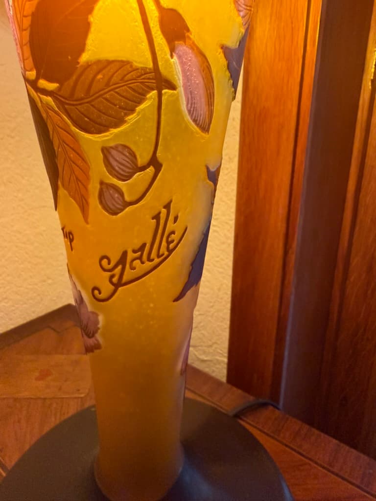 Stima di un’eccezionale lampada Galle con dimensioni di 60 cm per 30 cm